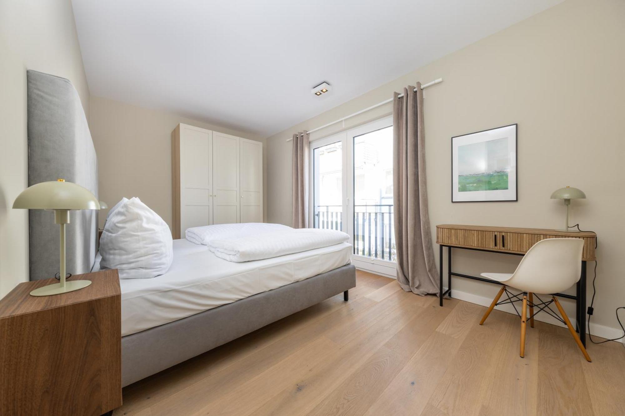 Ferienwohnung Strom Acht - Modern Frisch Inkl Stellplatz, Balkon - 200M Zum Alten Strom Rostock Ngoại thất bức ảnh