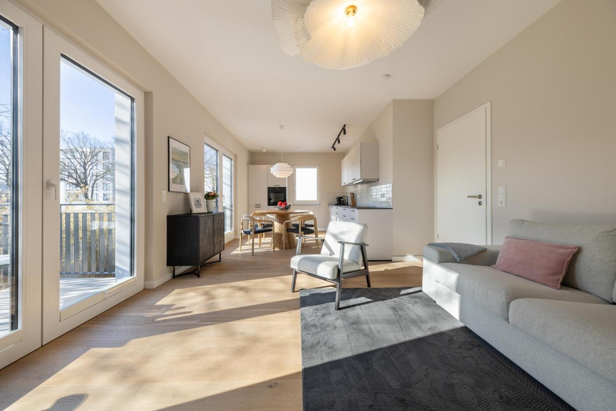 Ferienwohnung Strom Acht - Modern Frisch Inkl Stellplatz, Balkon - 200M Zum Alten Strom Rostock Ngoại thất bức ảnh